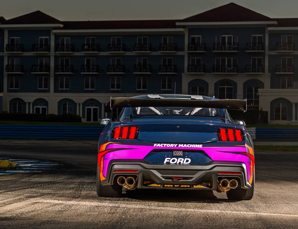 2023 Ford Mustang GT4