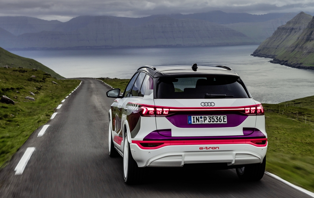 2024 Audi Q6 e-tron EV