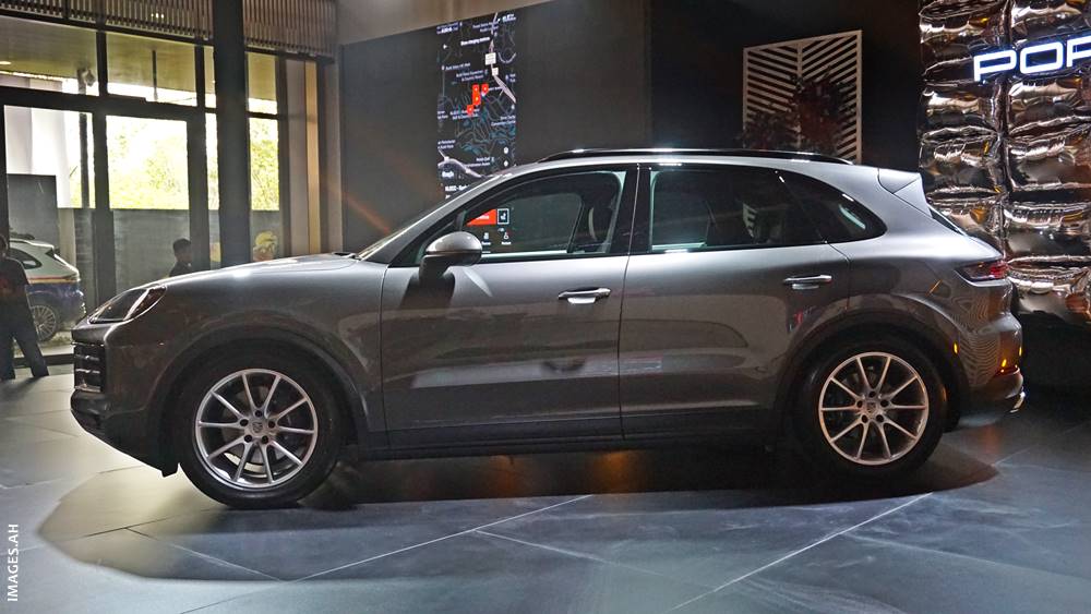 2023 Porsche Cayenne [CKD]