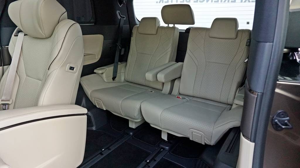 2023 Toyota Alphard & Vellfire