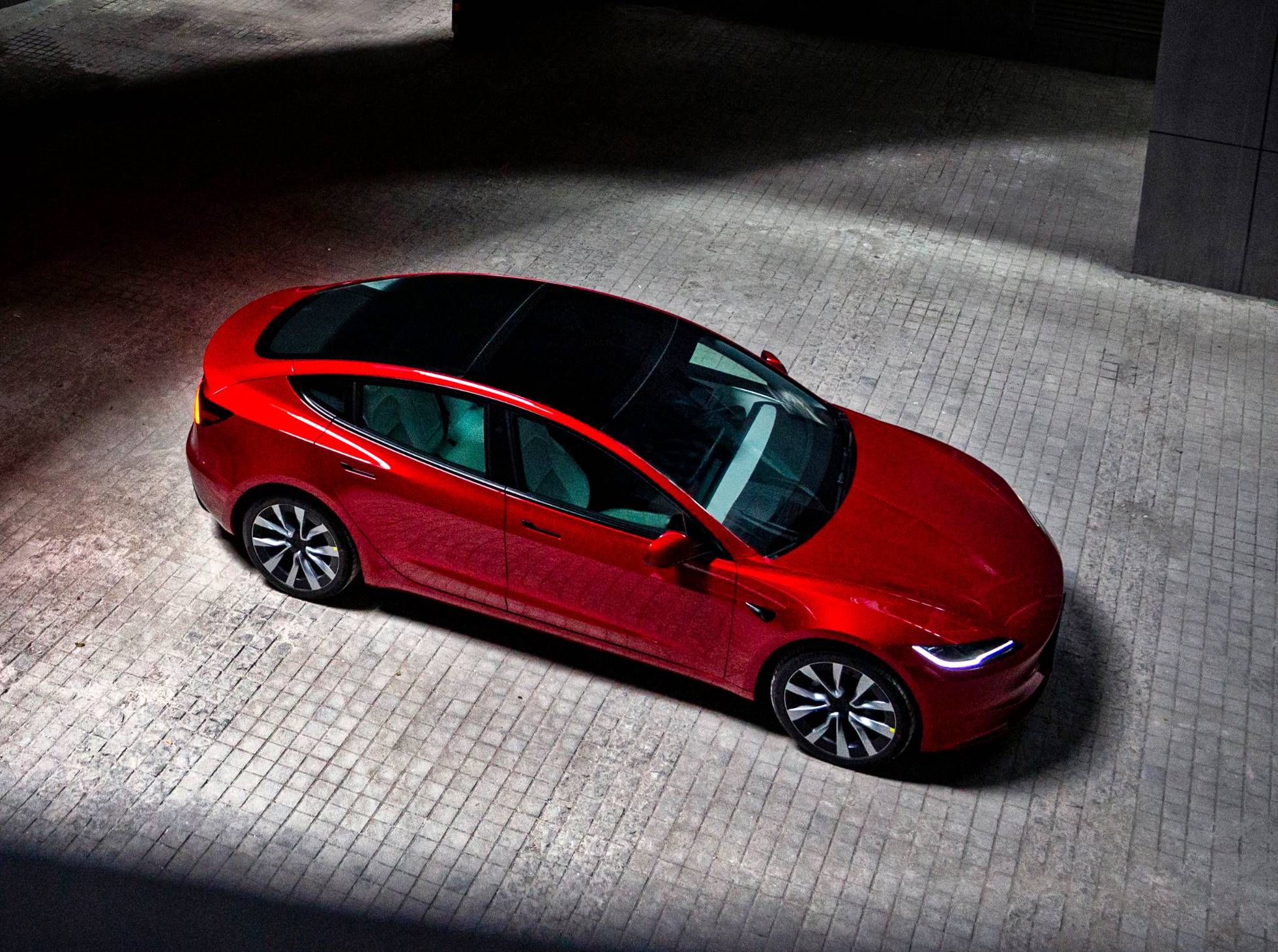 Tesla Model 3 [2023]