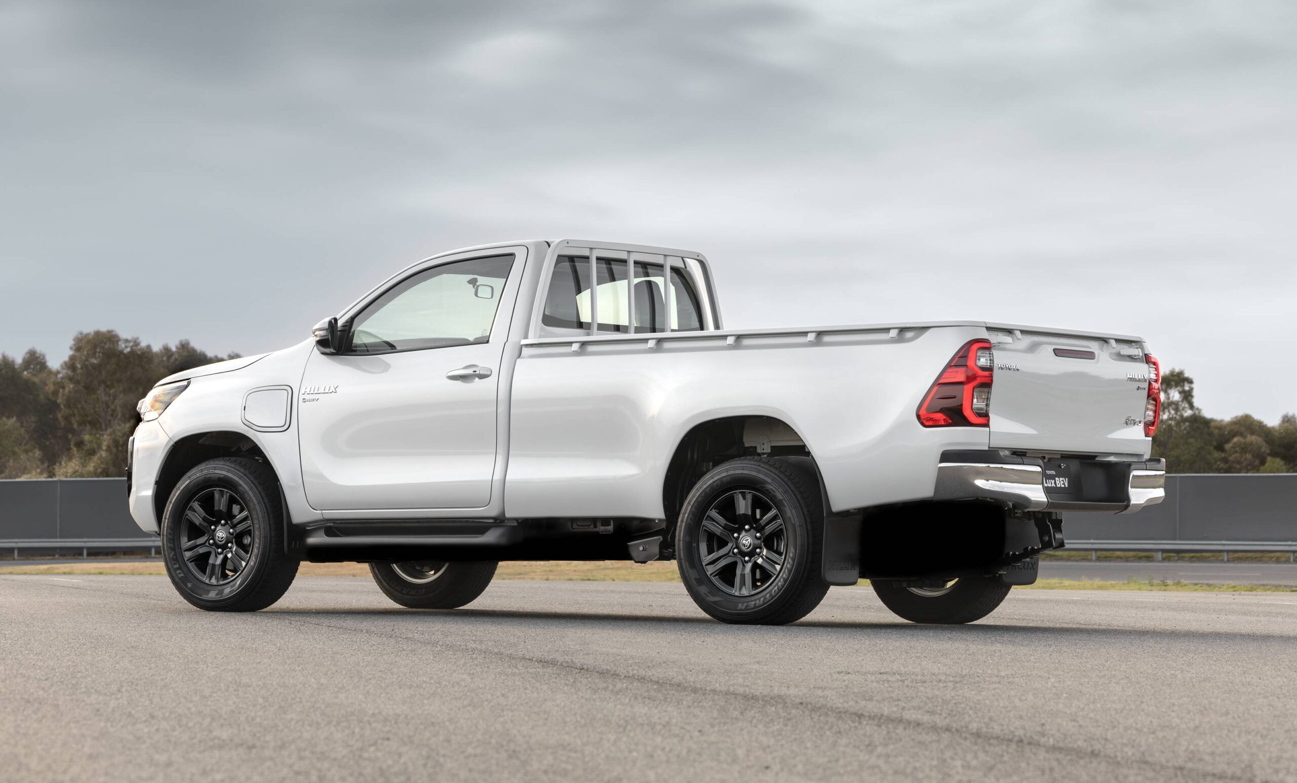 Toyota Hilux Revo BEV Prototype[2023]