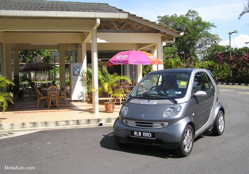 2004 smart car