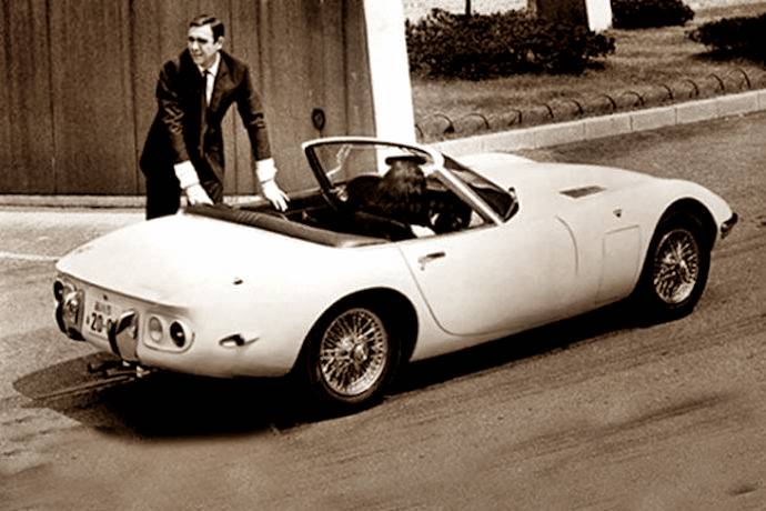 Toyota 2000 GT [1967] with James Bond