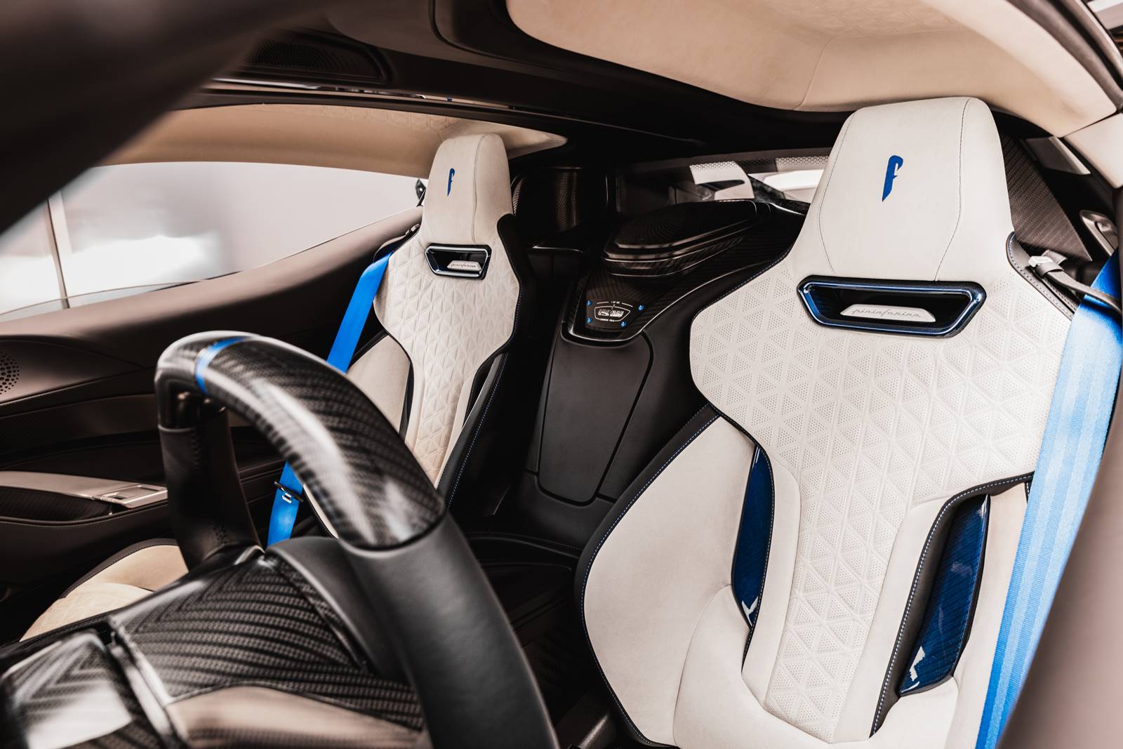 Pininfarina Battista Reversario [2024] (2)