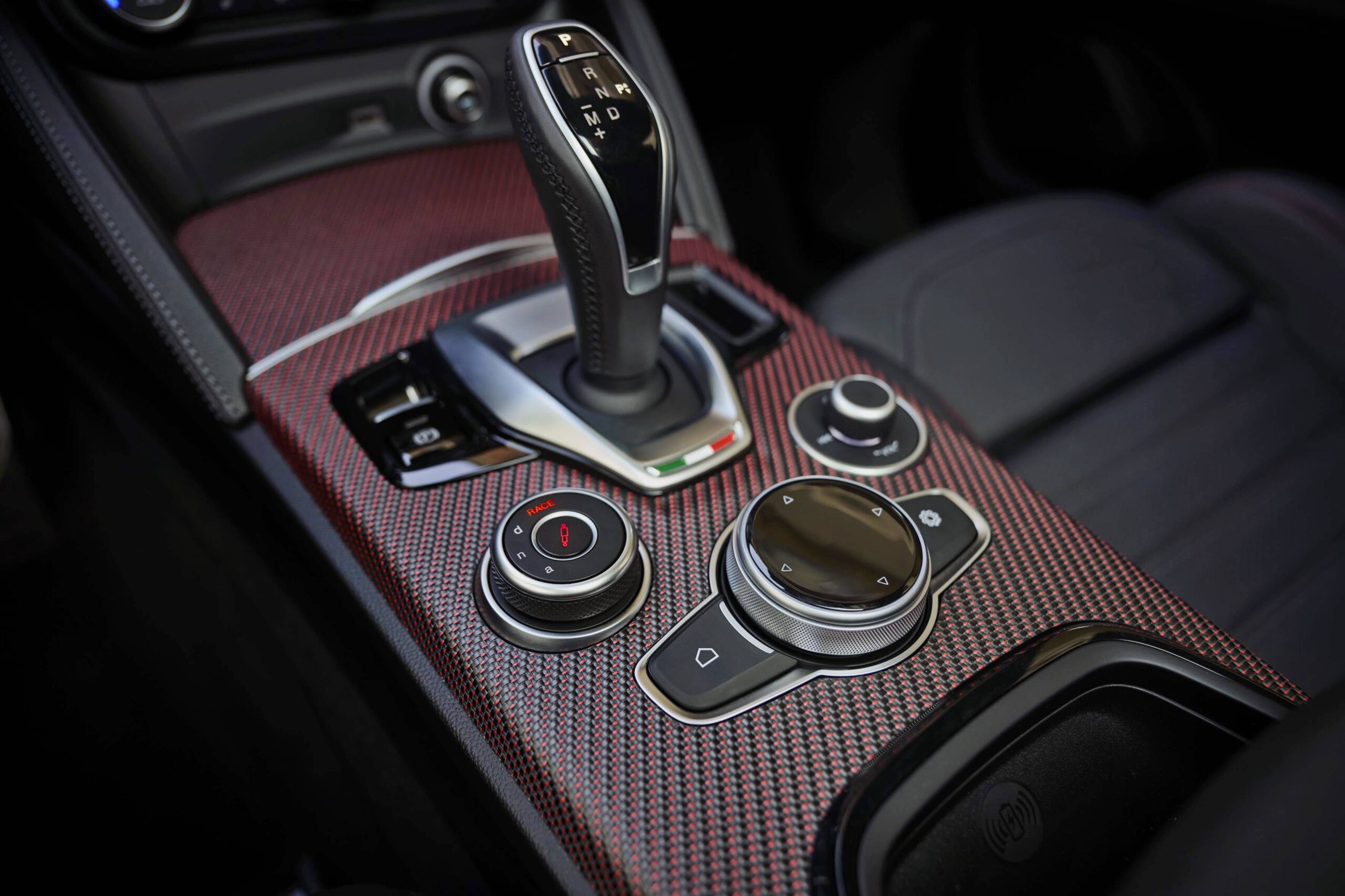 Alfa Romeo Giulia and Stelvio Quadrifoglio Super Sport [2024] 