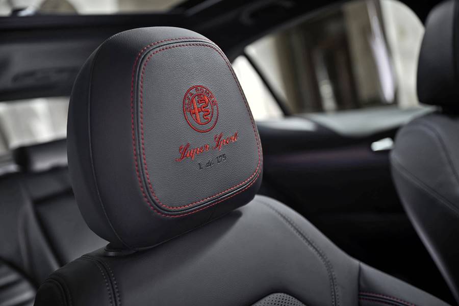 Alfa Romeo Giulia and Stelvio Quadrifoglio Super Sport [2024] 