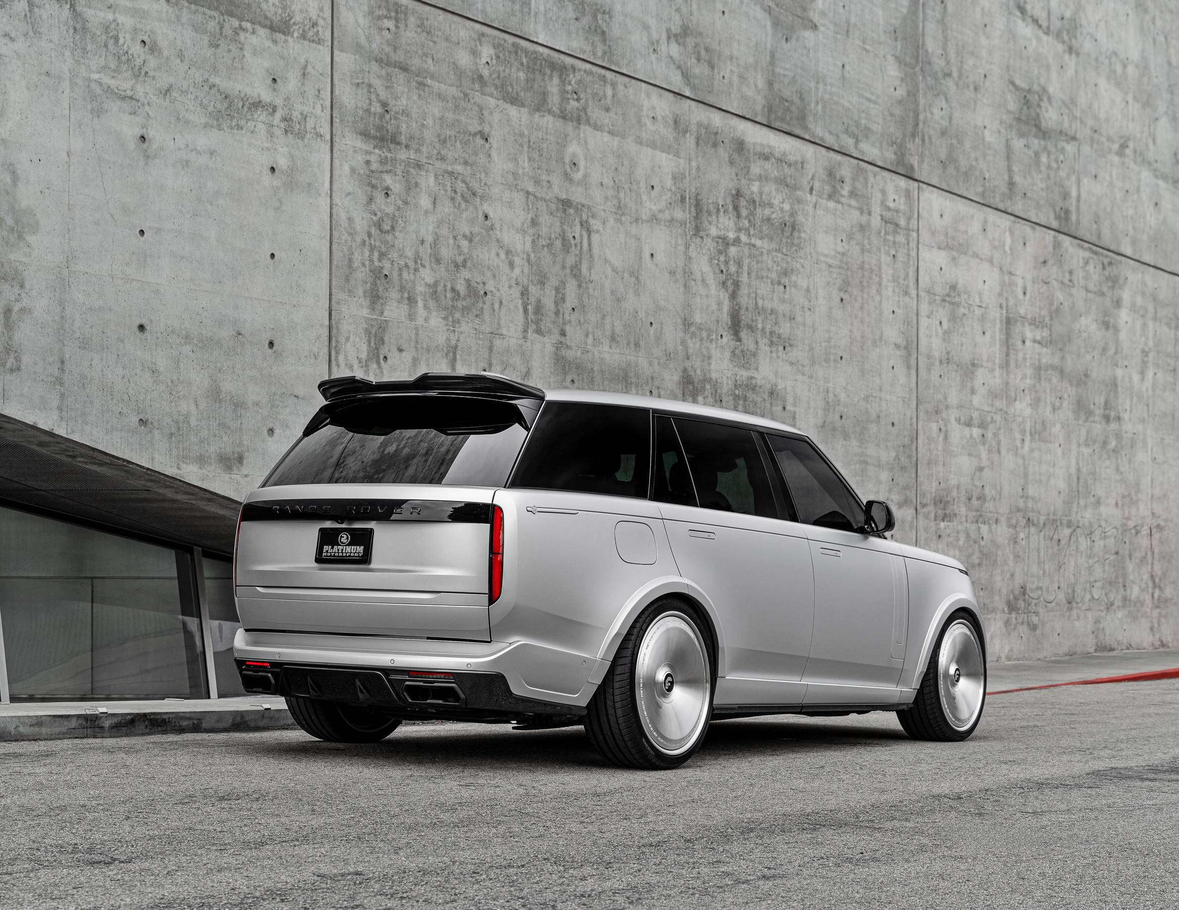 Kim Kardashian's Range Rover [2024]
