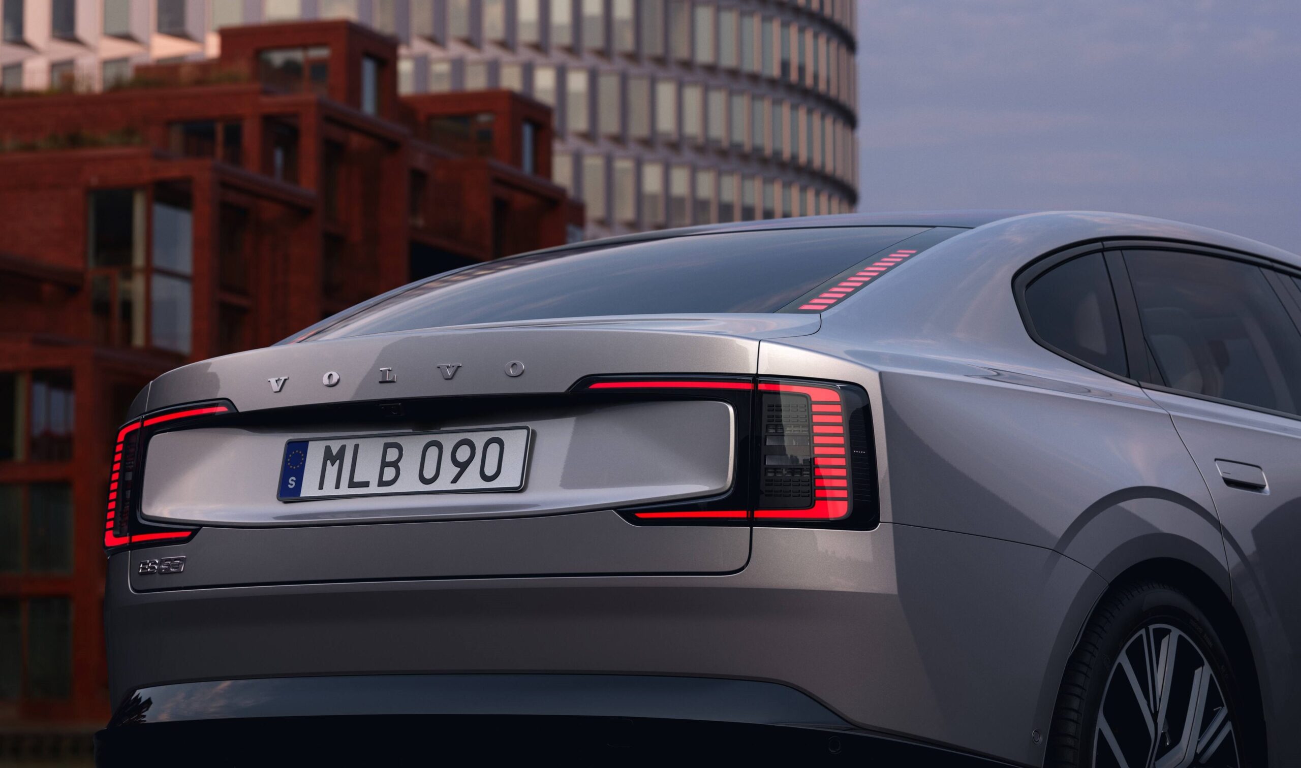 2025 Volvo ES90 EV