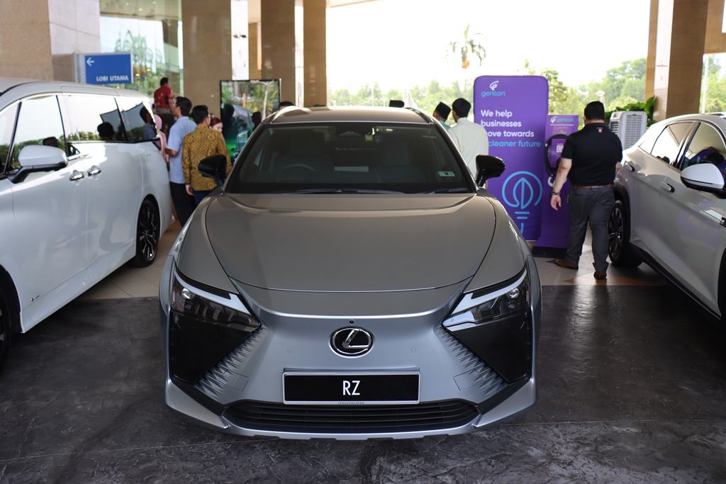 Lexus RZ EV [2024]