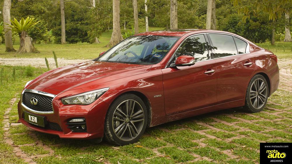 Infiniti Q50 [2014]