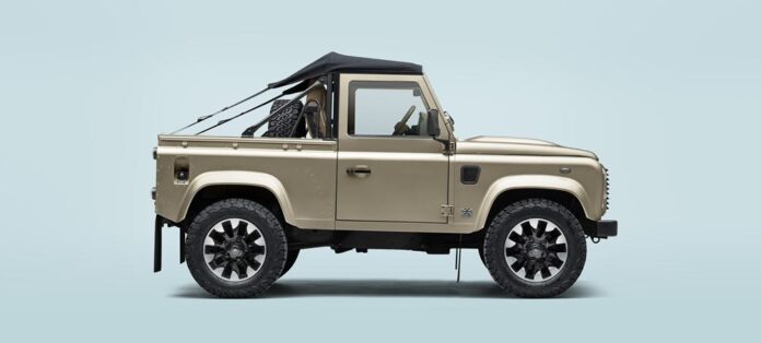 Land Rover Classic Defender V8 Soft Top [2025]