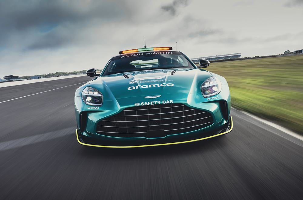 Aston Martin Vantage S FIA Safety Car_[2025]
