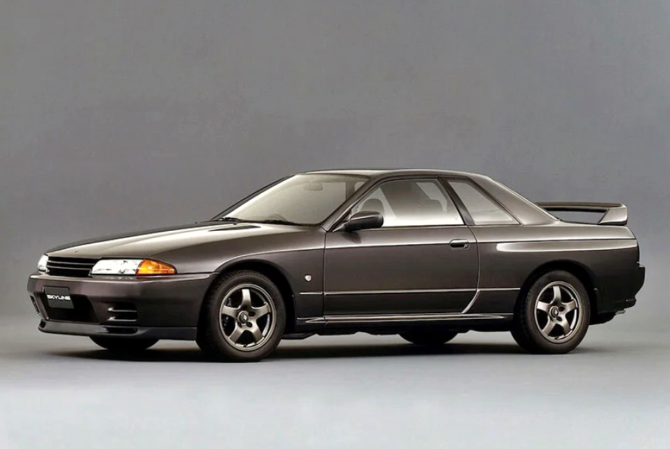 Nissan R32 GT-R [1988]