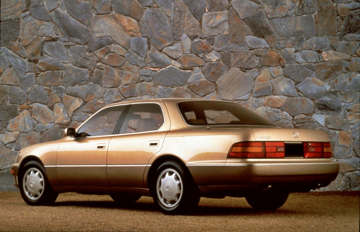 Lexus LS 400 [1990]