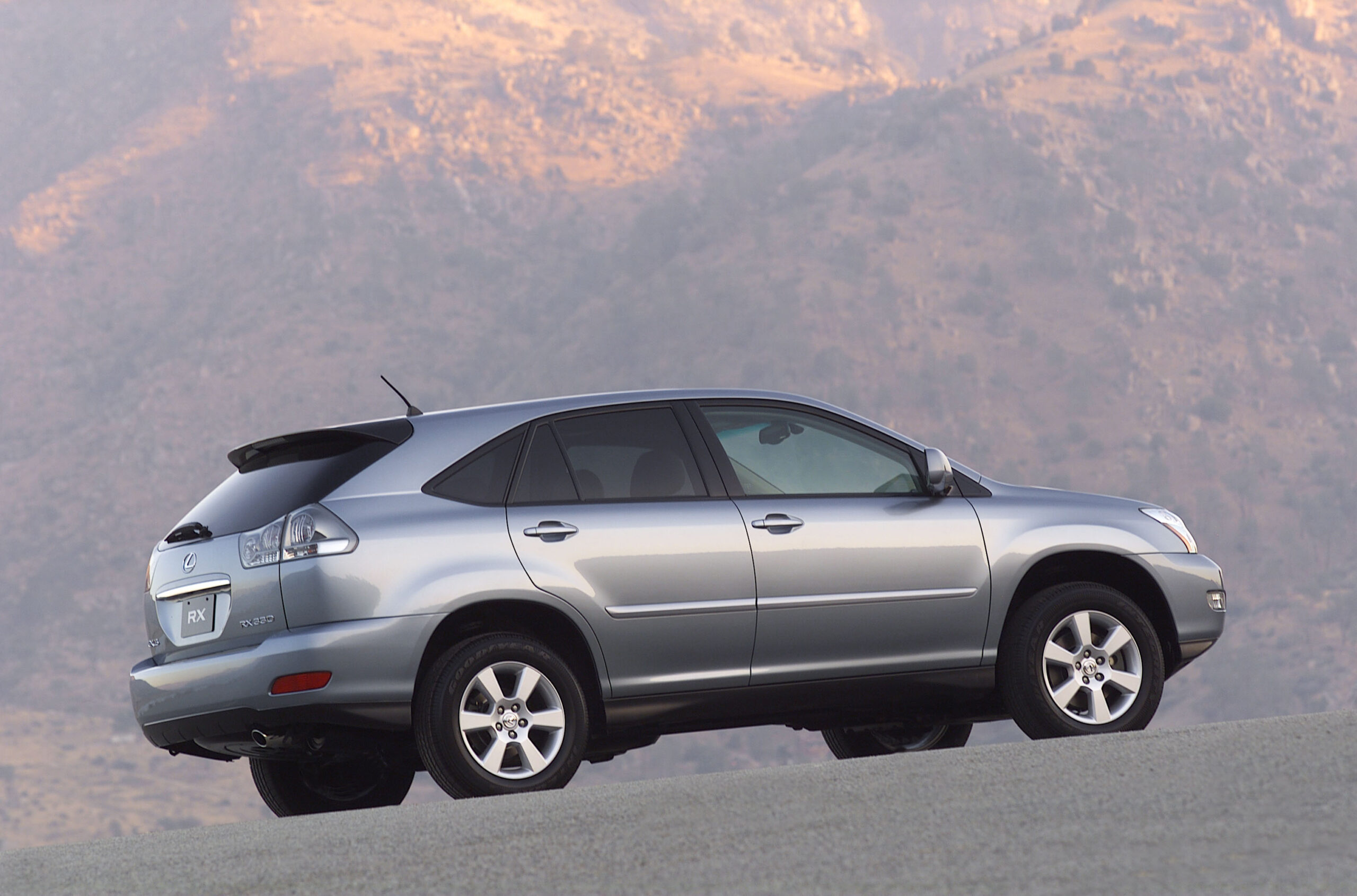 2005 Lexus RX400h