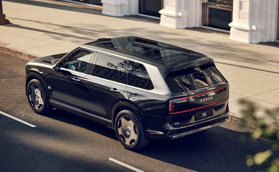 2025 ZEEKR 9X PHEV