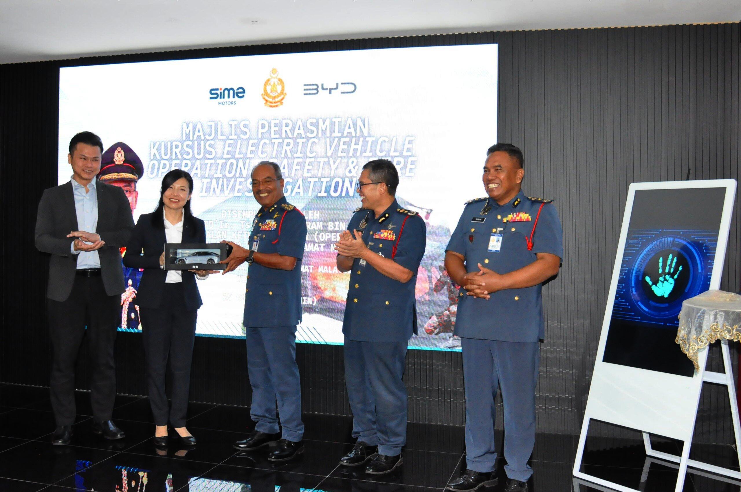 BYD Sime Motors - BOMBA 