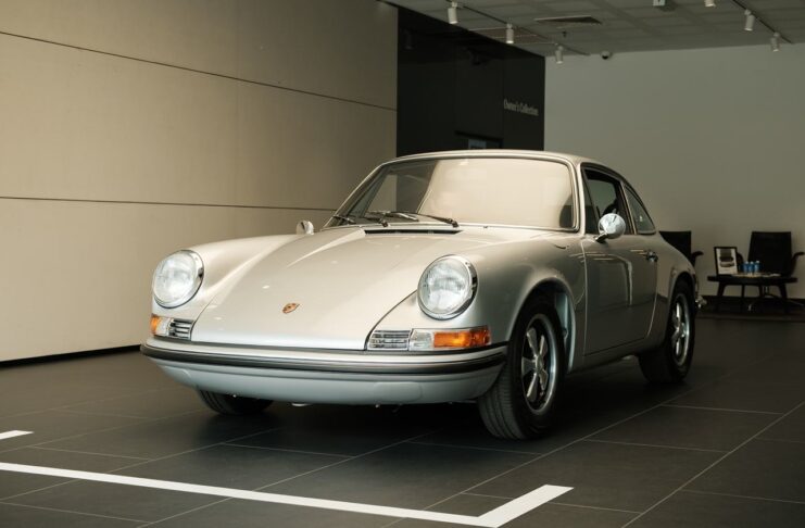 Classic Porsche 911 T