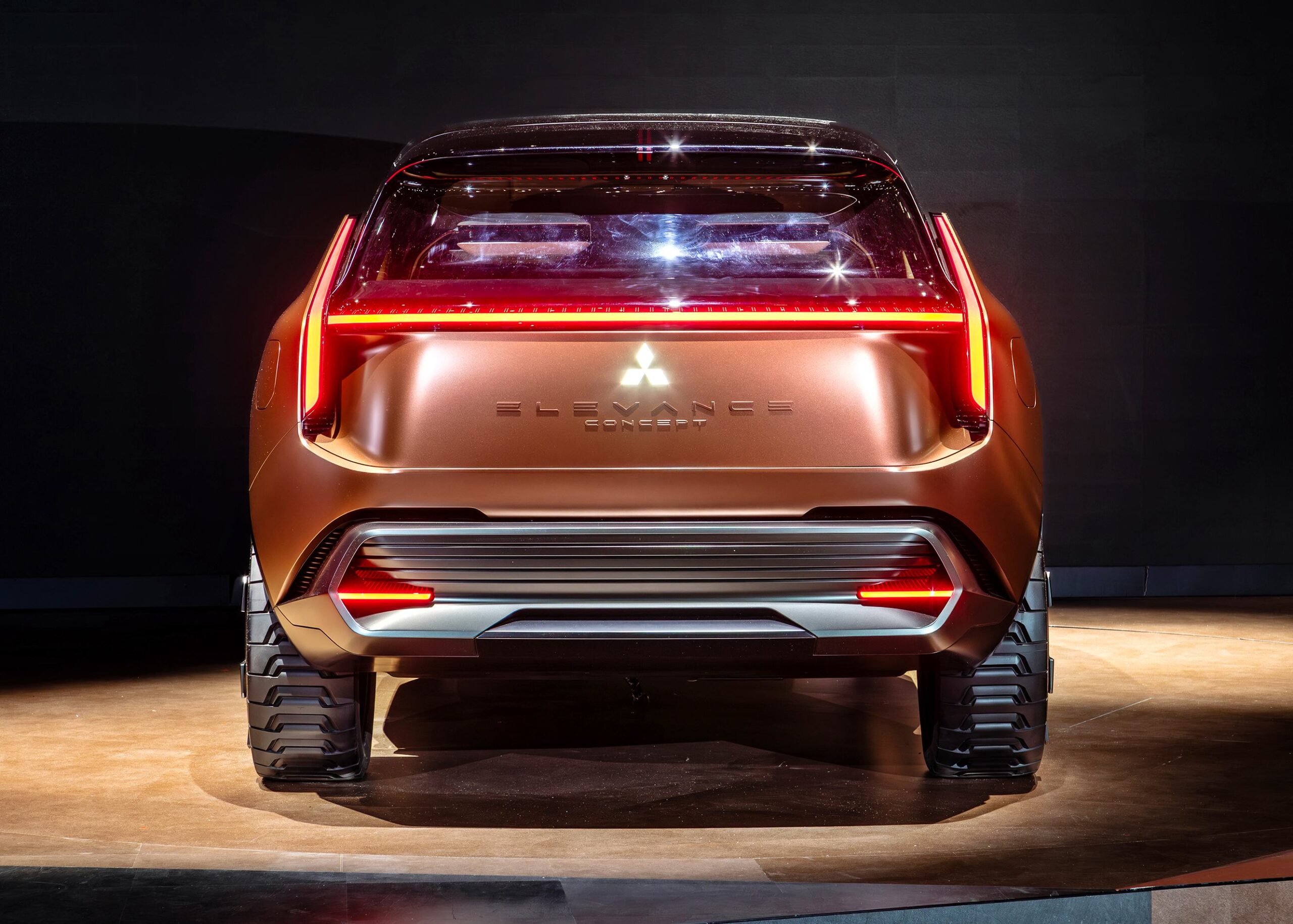 Mitsubishi Elevance Concept PHEV [2025]