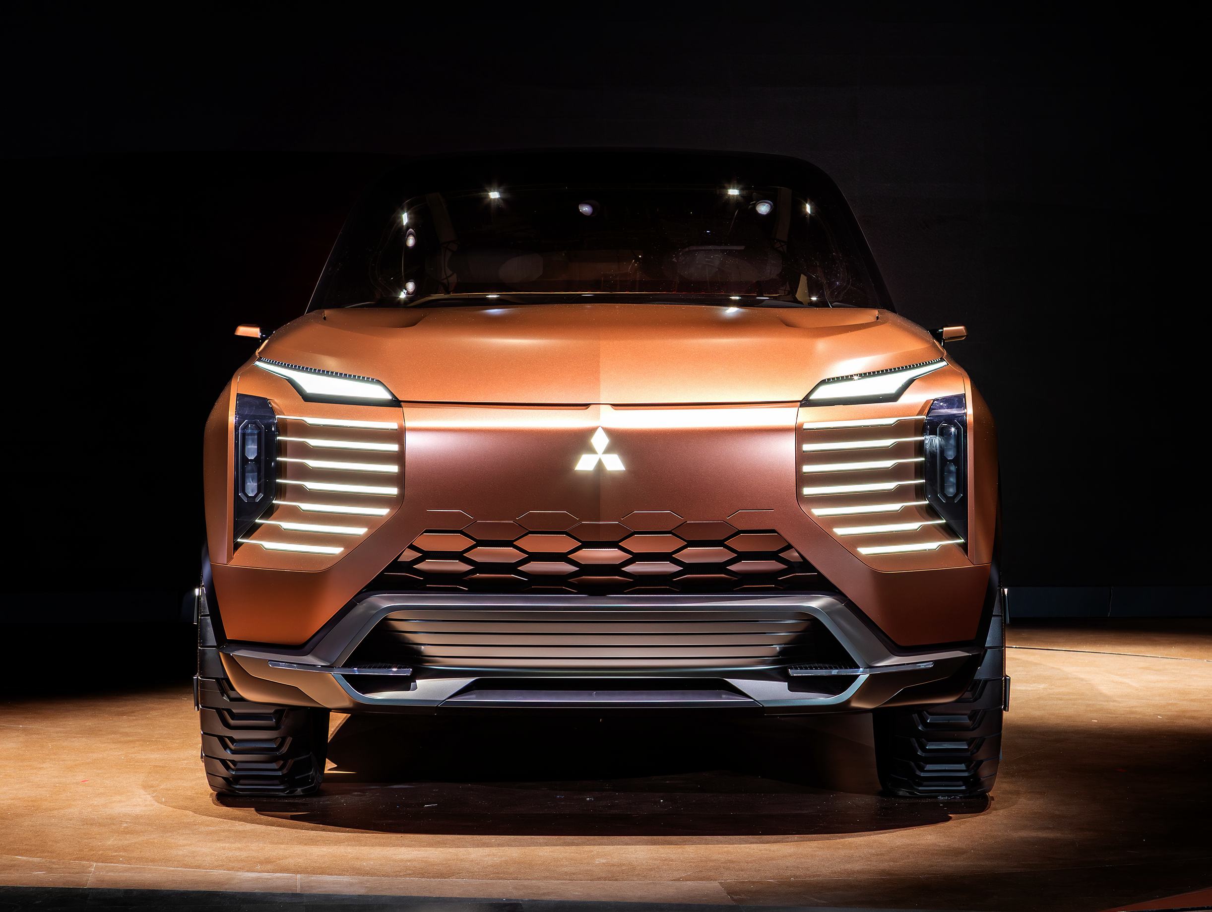 Mitsubishi Elevance Concept PHEV [2025]