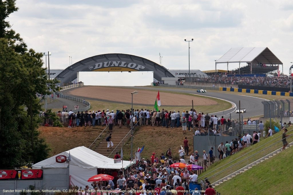Dunlop Bridge at Le Mans