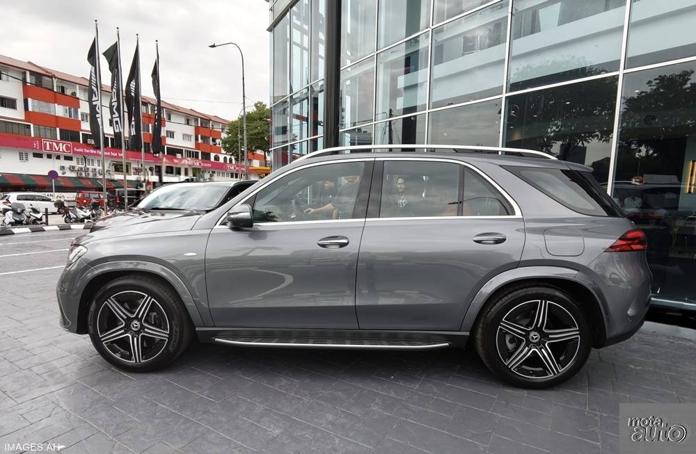 Mercedes-Benz GLE 400 e 4MATIC PHEV [2025]