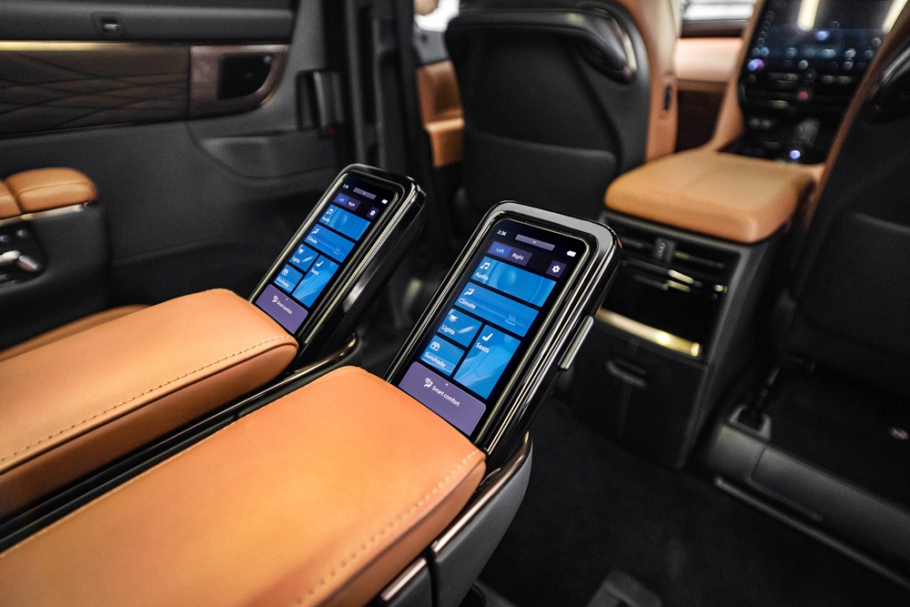 Toyota Vellfire 2.5 HEV Executive Lounge [2026]