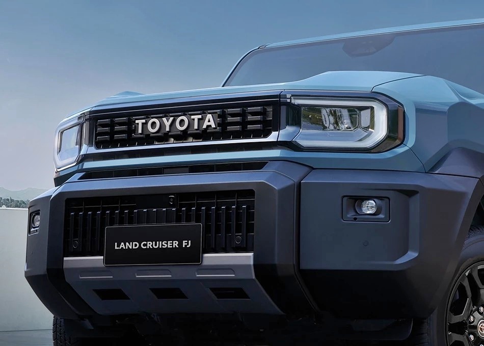 2026 Toyota Land Cruiser FJ
