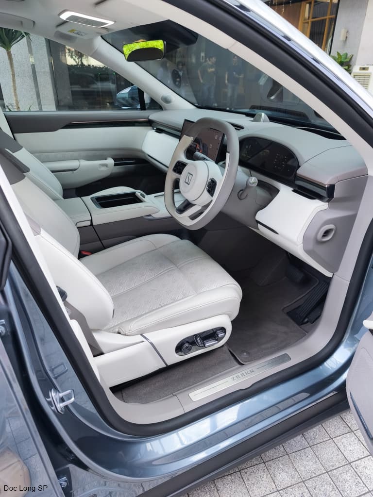 2026 Zeekr 7X AWD EV