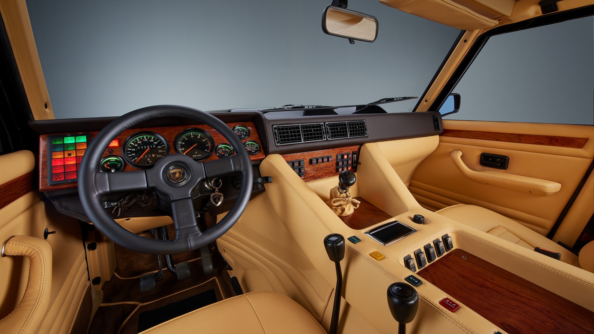 1986 Lamborghini LM002