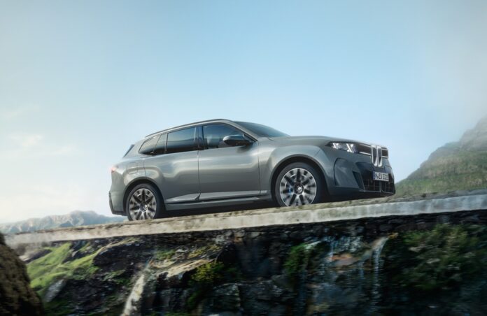 BMW X5 AND iX5 [2026]