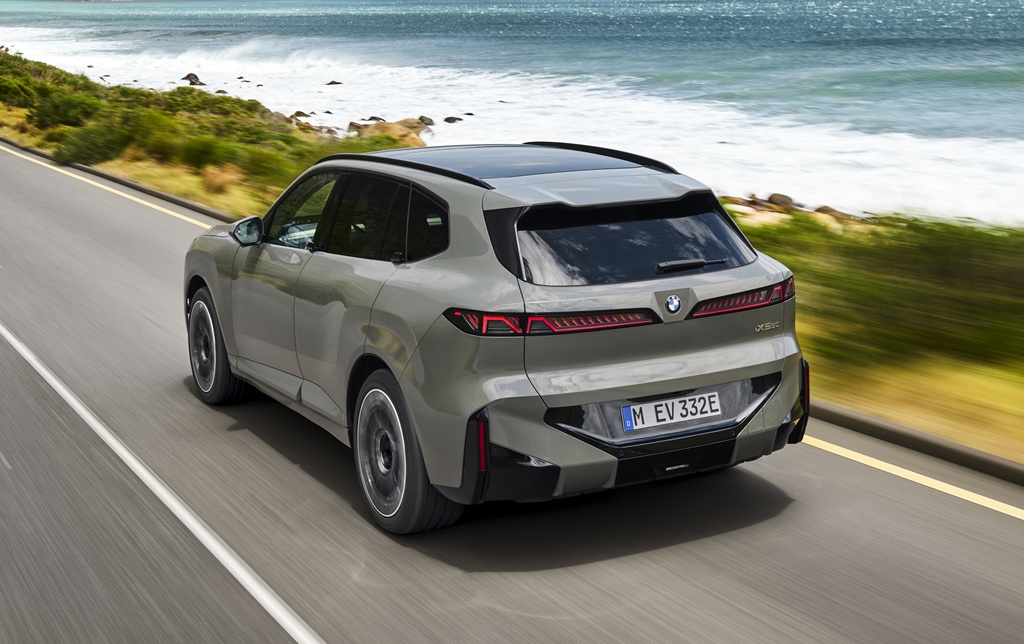 BMW X5 AND iX5 [2026]