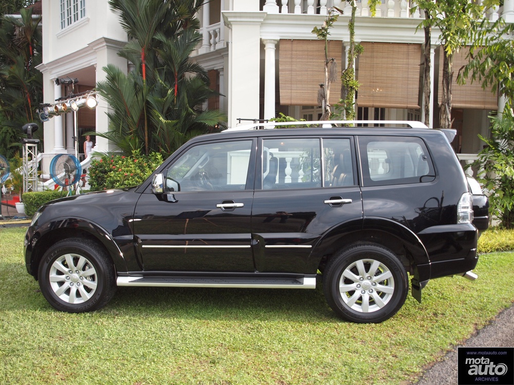 2010 Mitsubishi Pajero