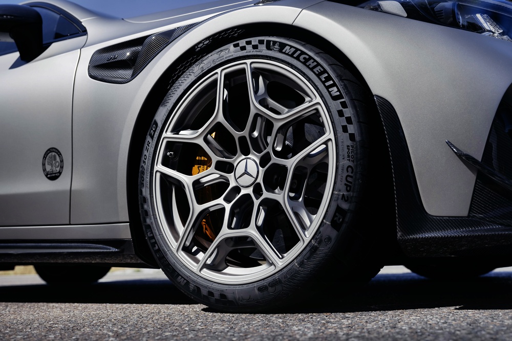 2026 Mercedes-AMG CLE 646 Spezialanfertigung