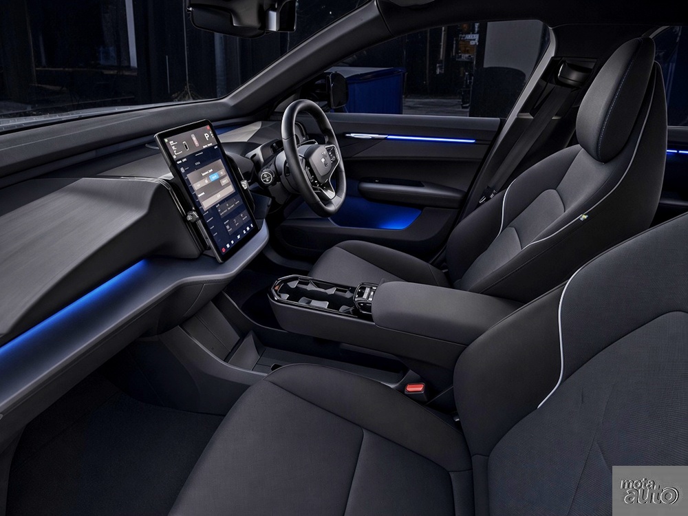 2026 Volvo EX30 Cross Country EV